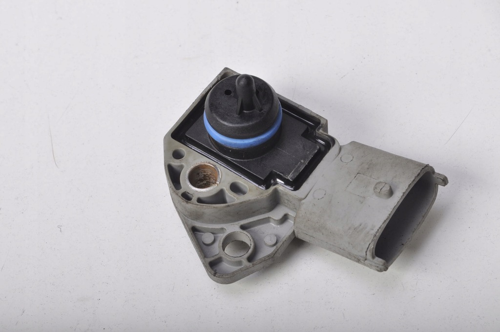 фото №5, Mclaren mp4 spider 3.8 датчик давления топлива