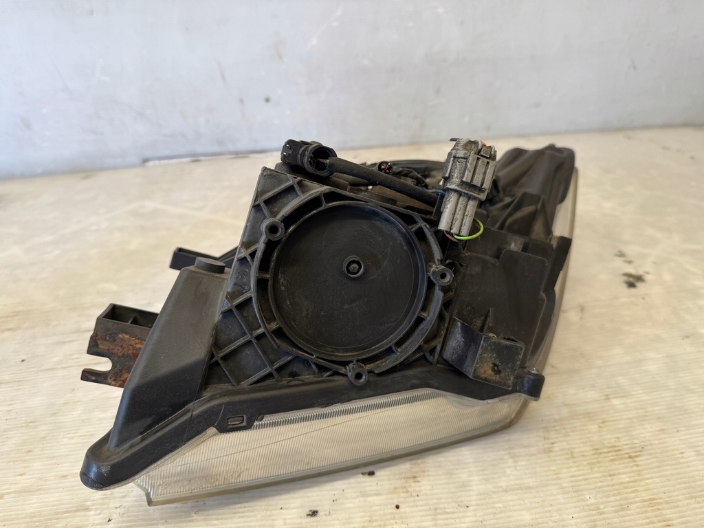 фото №10, Nissan navara d40 05-08 26010-eb30b лампа права передня правий перед h4 uk