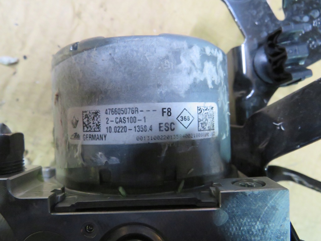 фото №2, Насос abs 476605076r renault megane 4 rs iv