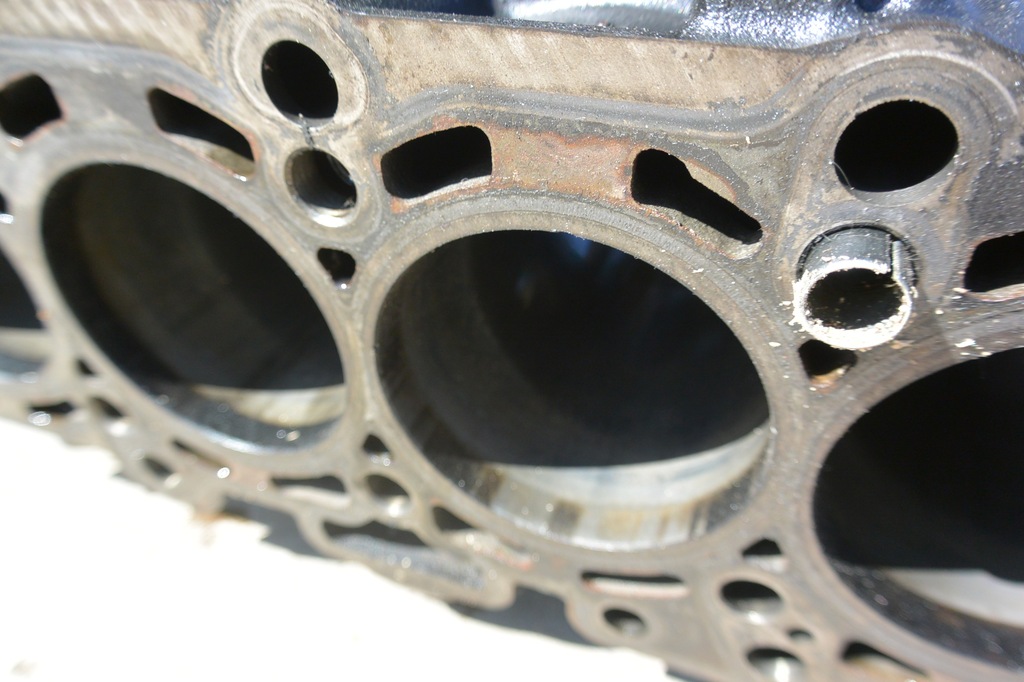 фото №14, Блок двигателя cay 1.6 tdi b7 vw skoda seat