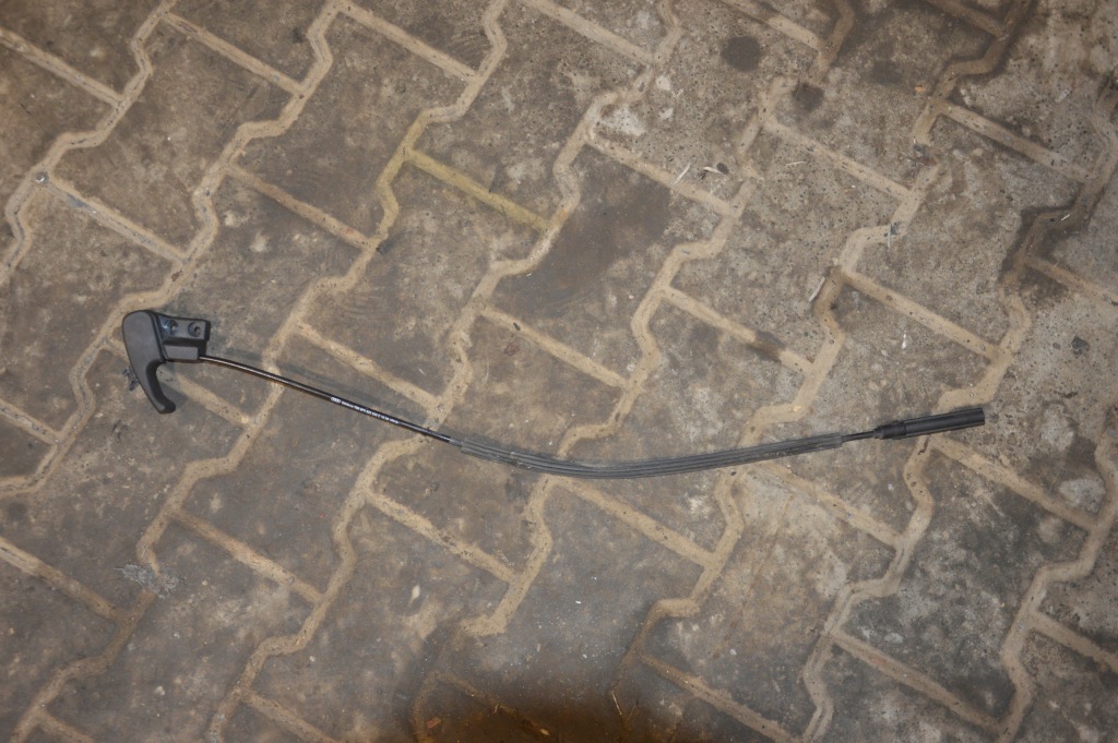 фото №1, Audi a3 8p fl трос капот 8p0823535c