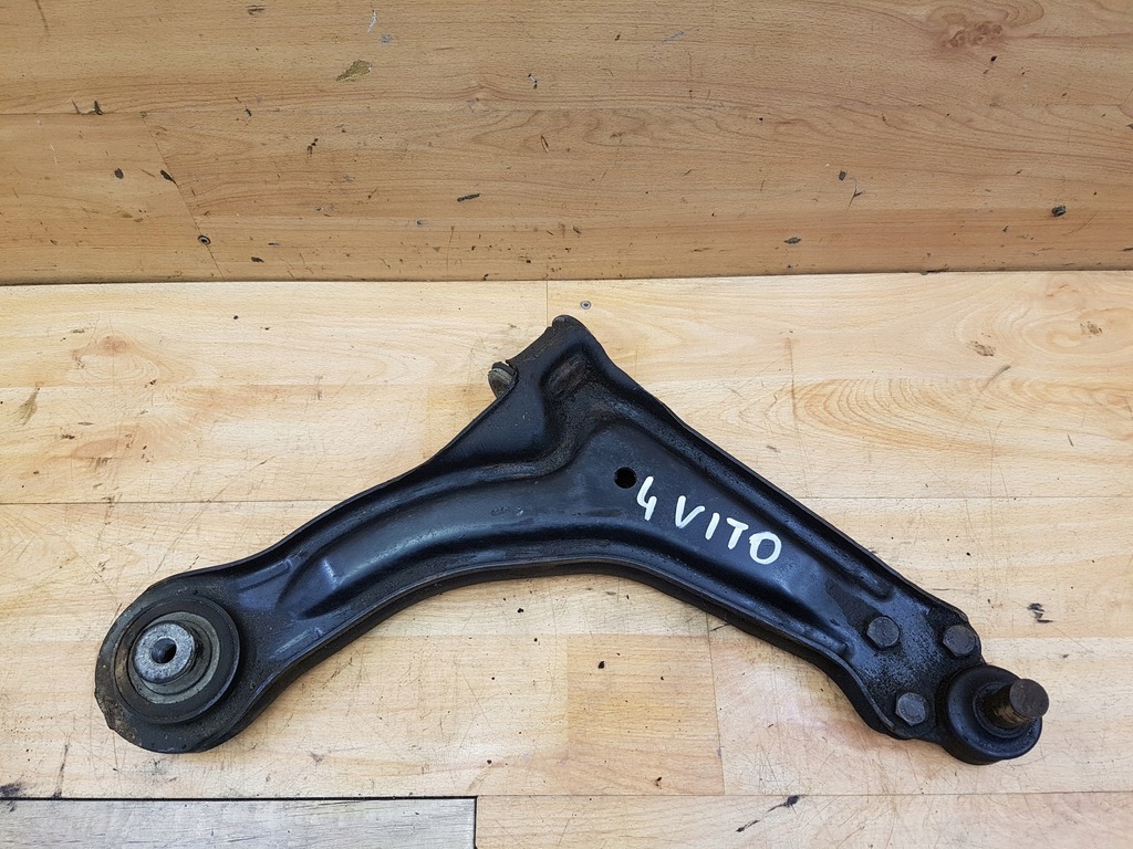 фото №1, Рычаг перед передний правый mercedes w638 vito