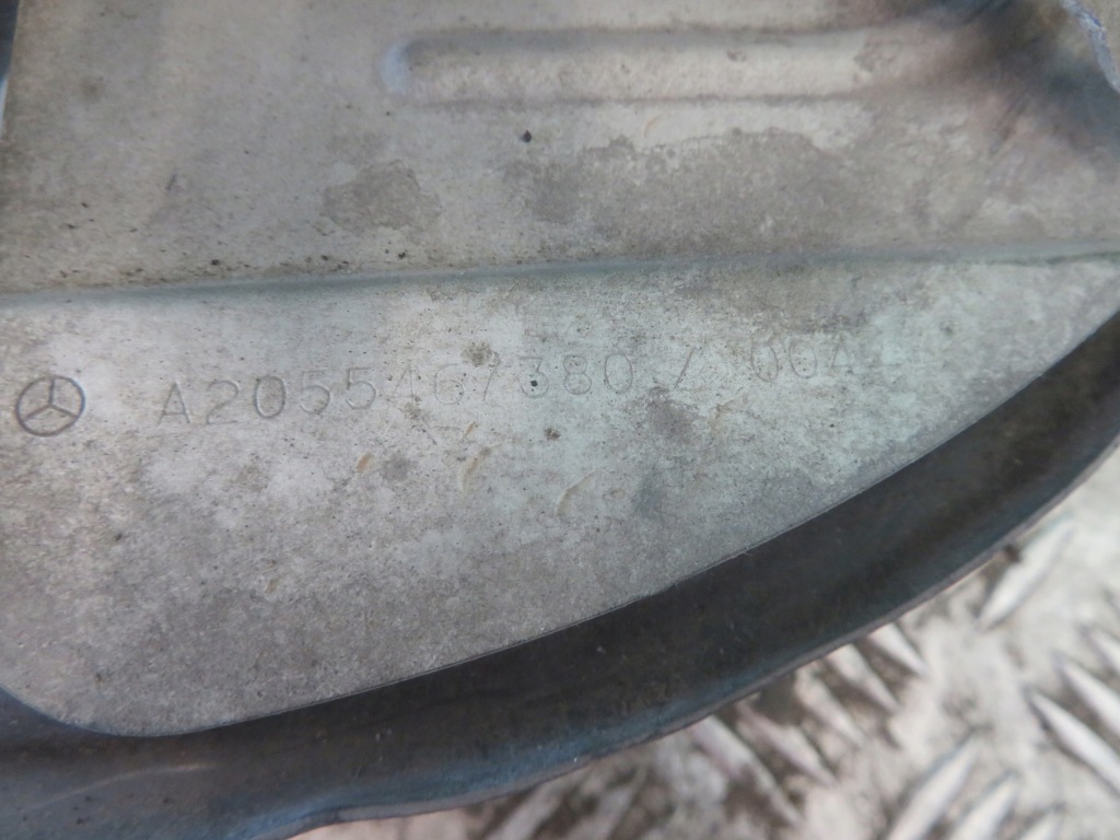 Поворотный кулак ступица левый задний mercedes glc w253 3.0 amg 18r Недорого