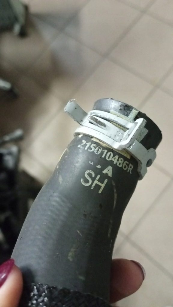 фото №4, Шланг wąż труба wody renault kadjar 1.3tce 215010486r jak новый!