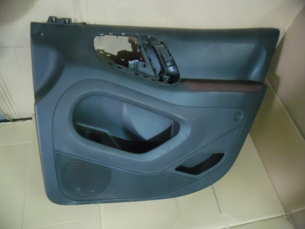 фото №1, Обивка обшивка дверь правый перед partner berlingo ii