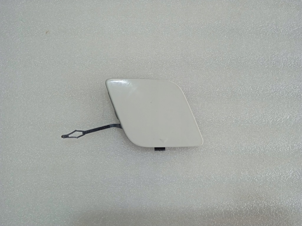 фото №1, Audi q2 заглушка фаркоп бампера перед 81a807241