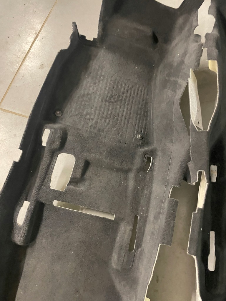 фото №5, Килимок обшивка a7 c8 idealna оригінал 4k8