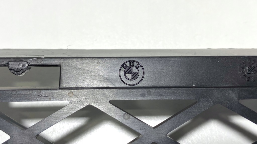 фото №12, Решітка середня бампера перед bmw e90 e91 7134074