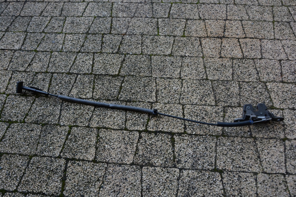 фото №1, Замок засов сиденье задняя vw jetta