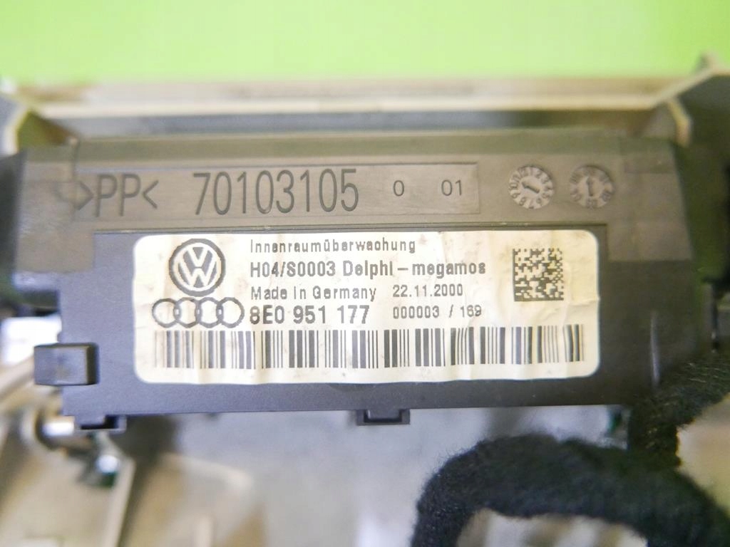 фото №8, Лампа освещение кабины перед audi a4 b6 00-04