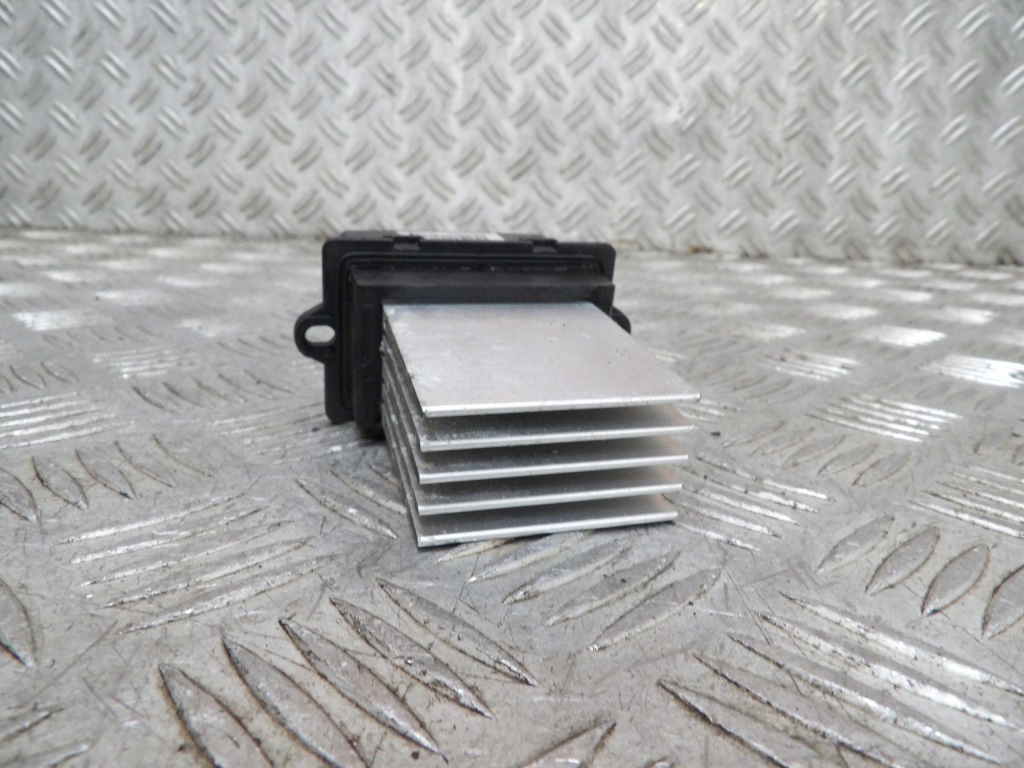 Jeep grand cherokee wk резистор вентилятор резистор 04885482ac в Украине