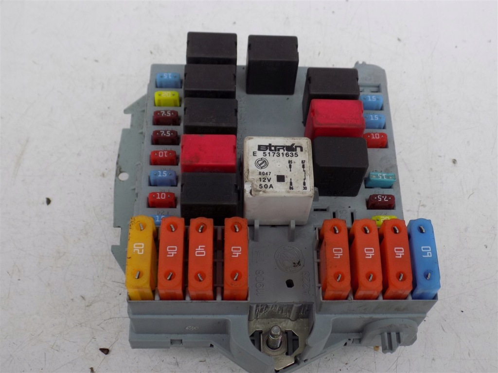 фото №1, Коробка модуль fiat croma ii europa 51738107