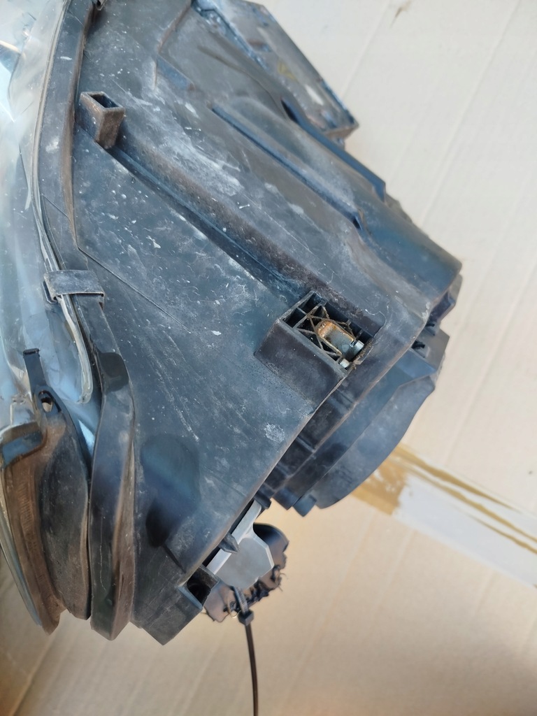 фото №6, Audi a4 b7 лампа права ксенон europa 1307022437 перетворювач 1307329155