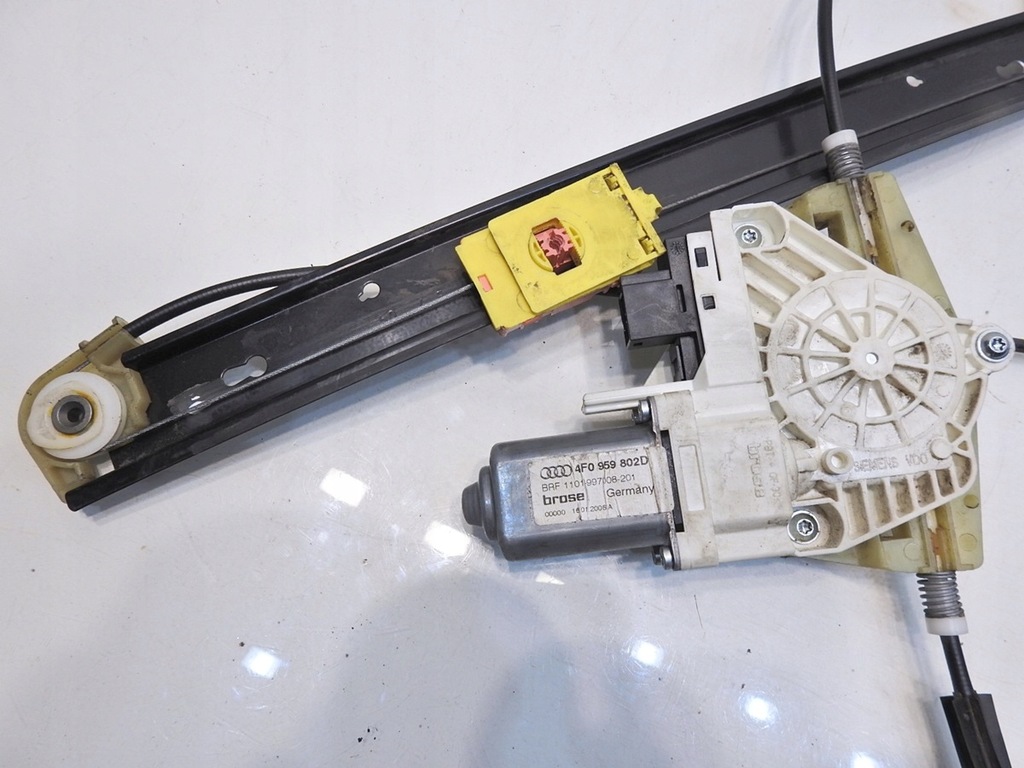 фото №7, Механизм стекло правый перед audi a6 c6