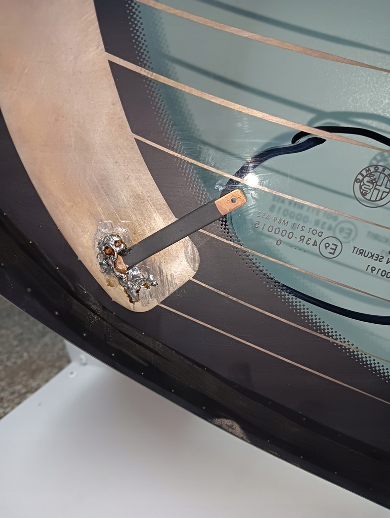 фото №3, Стекло задняя alfa romeo giulietta 2010- антенна as2 оригинал