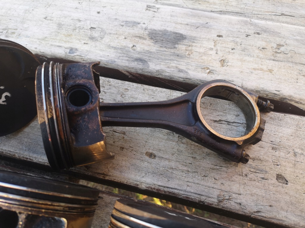 фото №7, Поршень с шатун bmw e60 e65 4.4i 333km n62