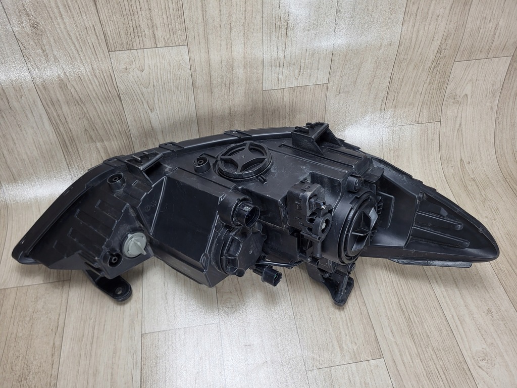 фото №7, Hyundai elantra vi 6 лампа led перед передня ліва 92101-f2