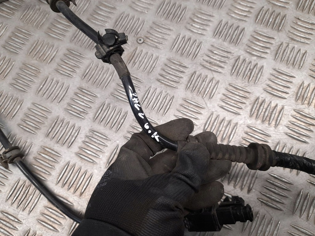 фото №6, Chrysler pacifica p481ac задняя сторона левая жгут трубопровод тормозных