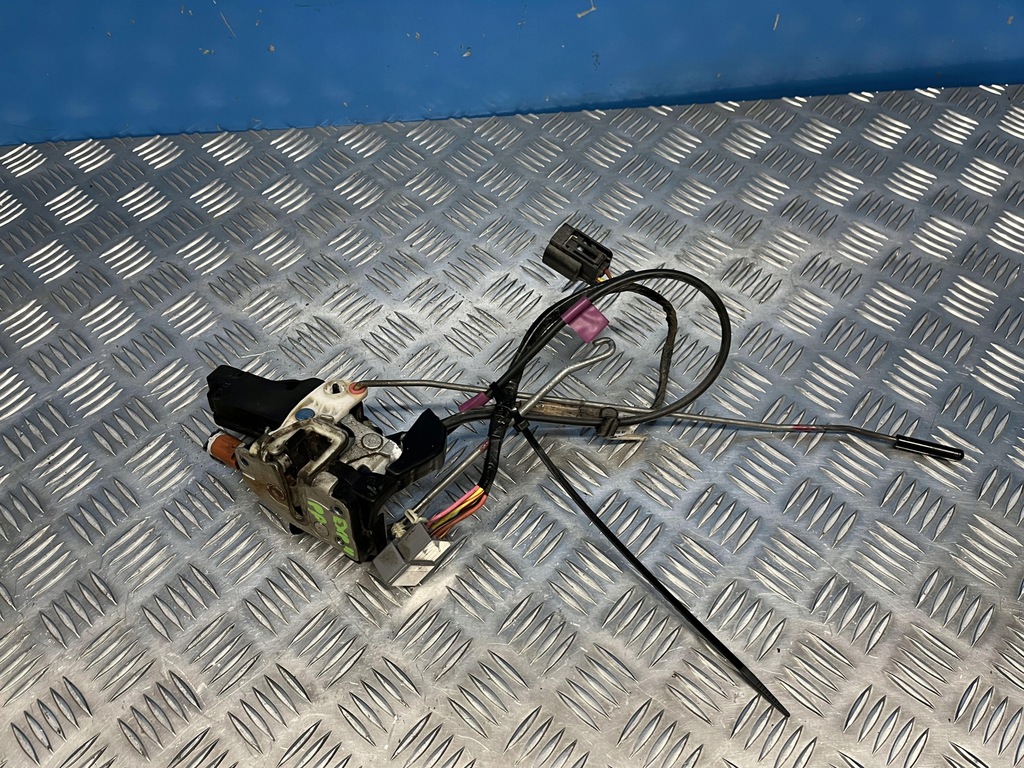 фото №1, Ford expedition ii 02- замок двері правий перед