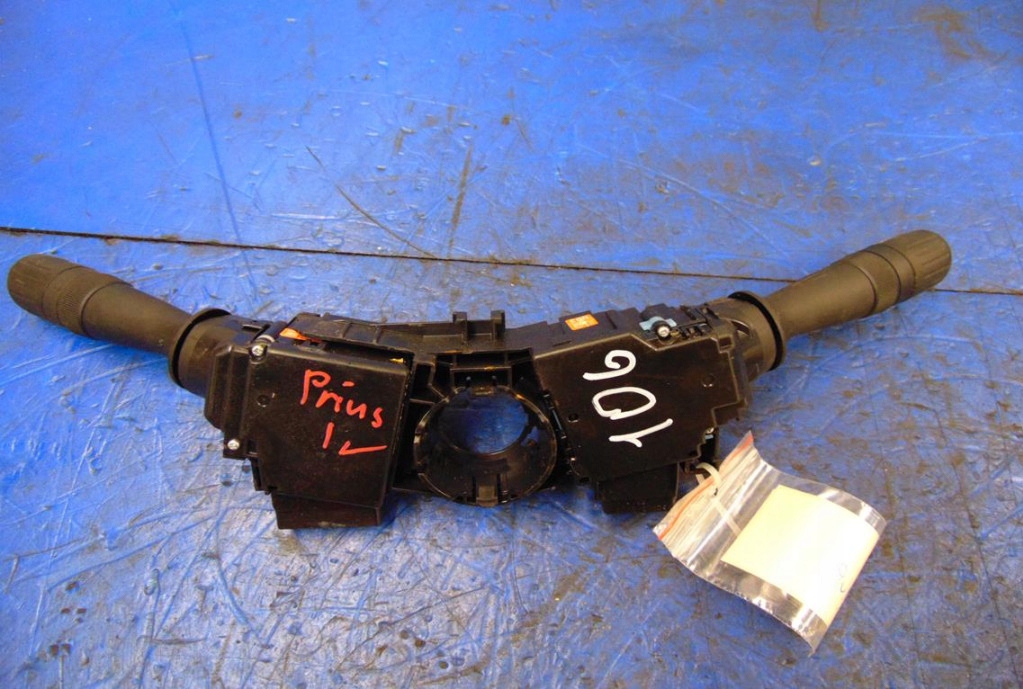 фото №7, Toyota prius iv переключатель комбинированный