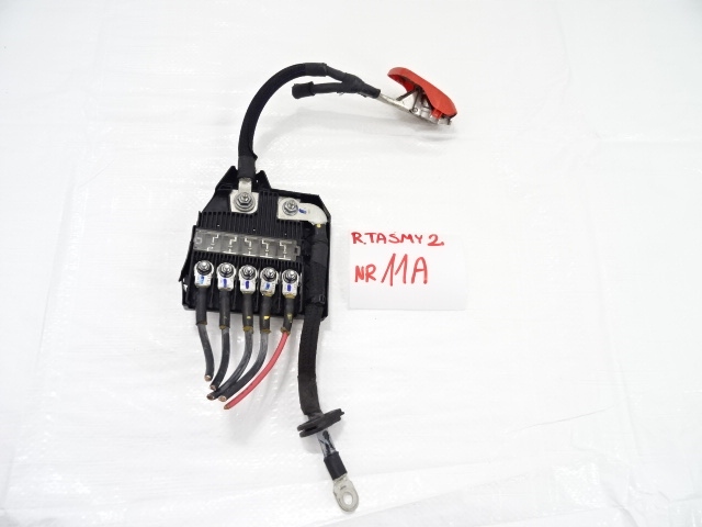 Ds7 crossback розподільник струму skzrynka запобіжників в Україні