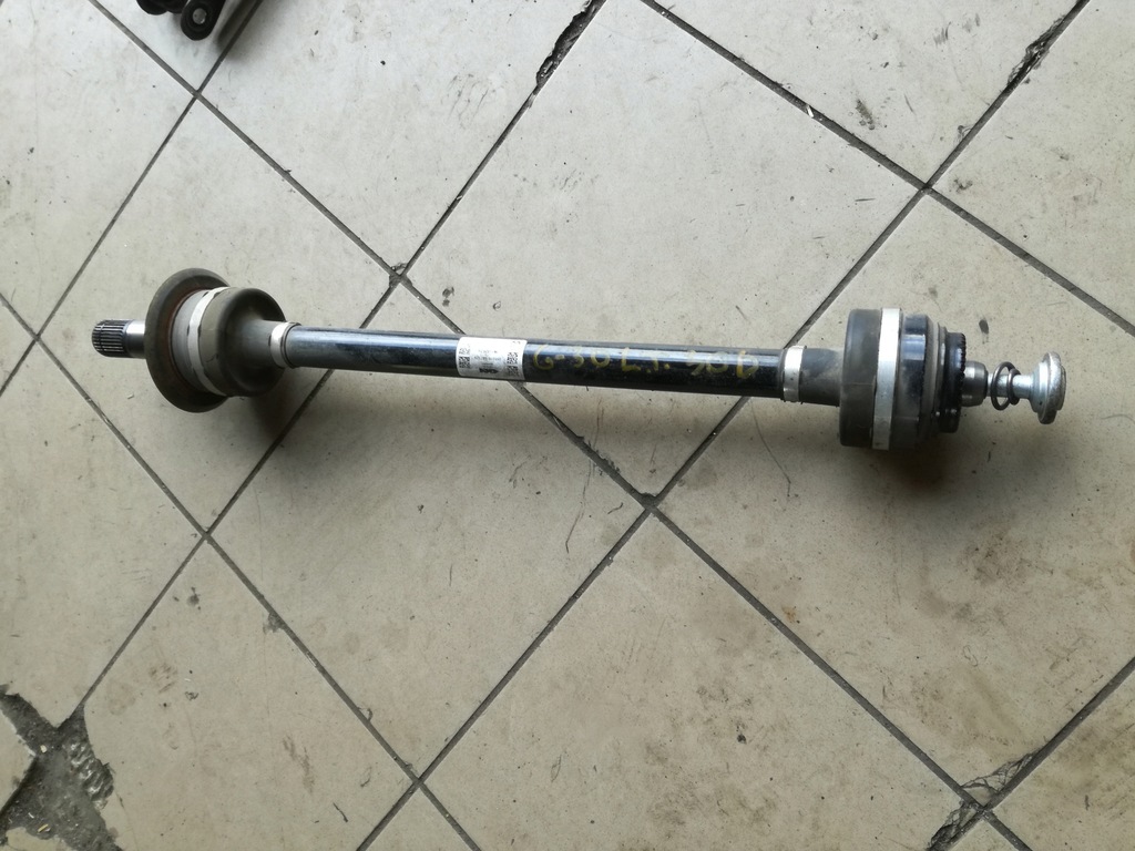 фото №1, Bmw g30 g31 приводной вал левая задняя 8664629