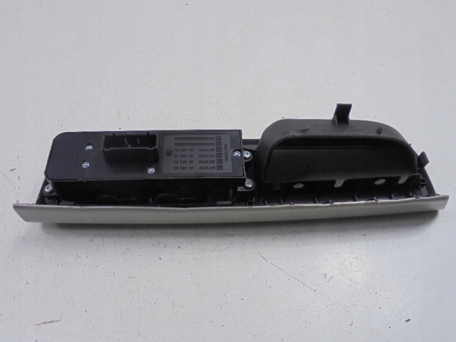 фото №8, Volvo v50 вимикач вікон перед лівий 30710787