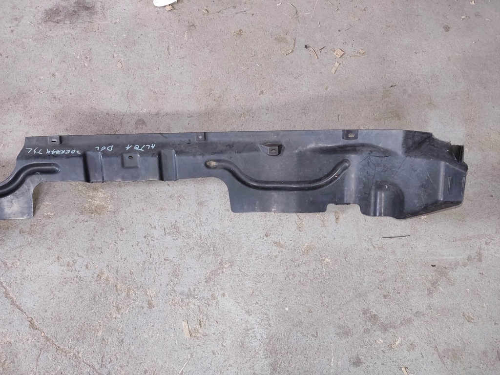 фото №6, Защита бампера задняя 5p5825189 seat altea xl