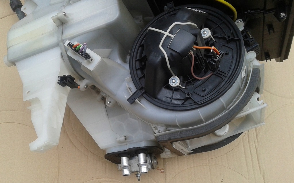 фото №10, Отопитель кондиционера воздуходувка mercedes w169