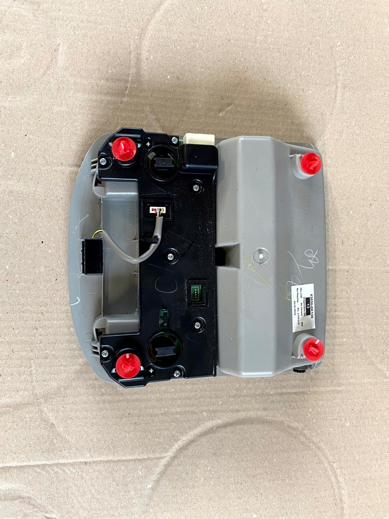 фото №6, Лампа освещение потолочный потолок кабины hilux viii 8 15-