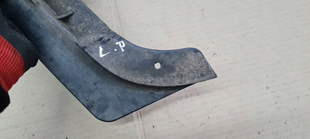 фото №13, Q5 8r спойлер подкрылок левый перед брызговик 8r0853887a