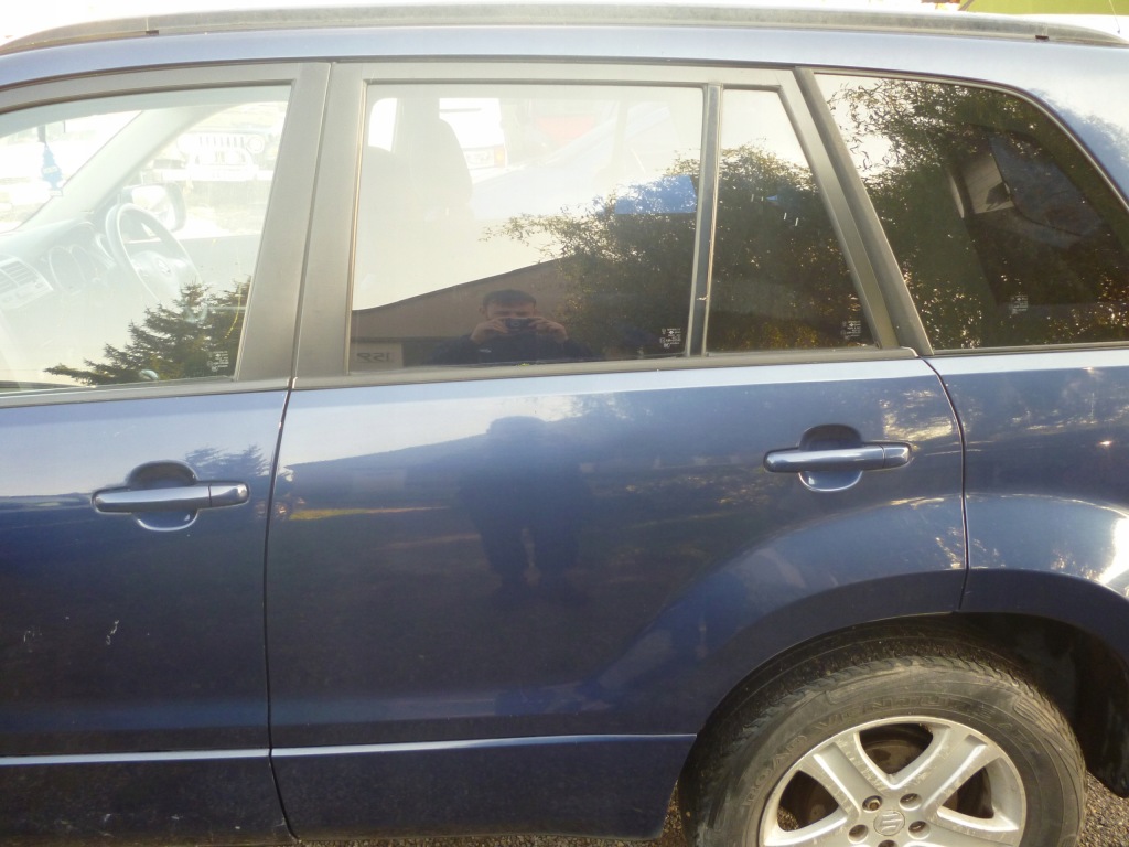 фото №1, Дверь левая задние suzuki grand vitara ii z2u 06r. 5d