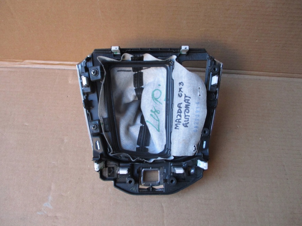 фото №2, Чохол рамка захист перемикання передач mazda cx-3 авто