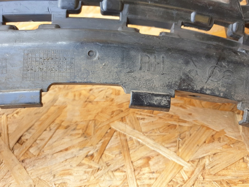 фото №7, Mercedes glb x247 направляющая бампера правый задняя a2478850900