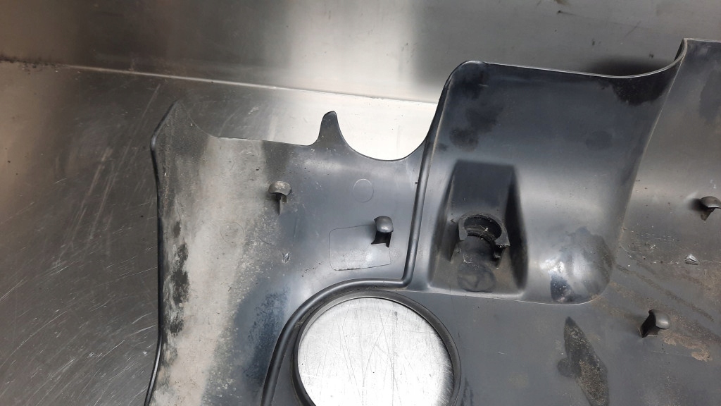 фото №11, Крышка двигателя 08653495 volvo s60 v70 ii 2.4 d5