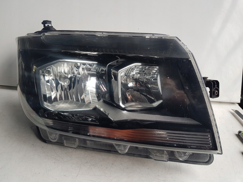 фото №1, Crafter ii 2 man tga фара, лампа правый