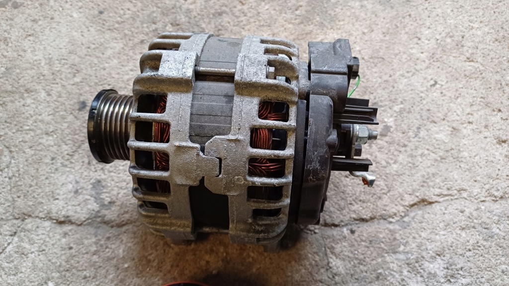 фото №1, Nissan qashqai j11 1.2 dig-t генератор 231004be0b-e