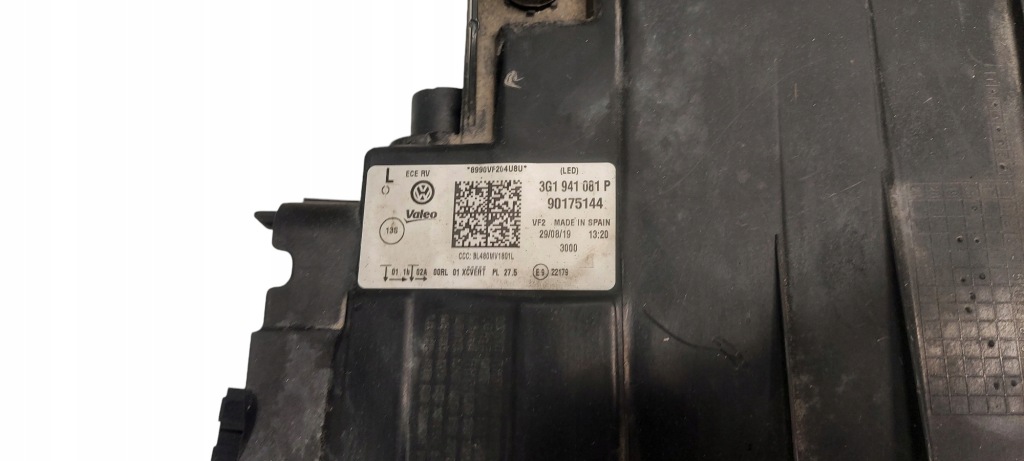 Vw passat b8 lift 19- лампа левая передняя левый перед full led eu 3g1941081p с Разборки