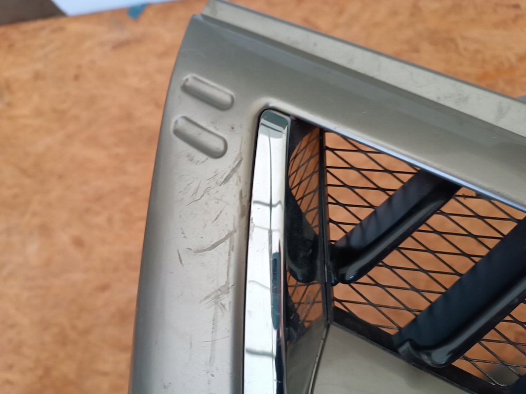 фото №7, Решітка решітка радіатора решітка радіатора бампера перед mn117713 mitsubishi pajero iii