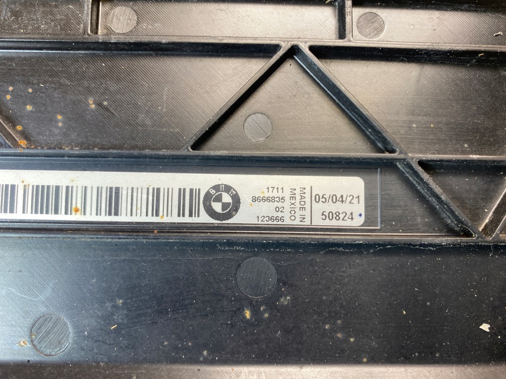 фото №13, Защита рамка корпус радиатора верхний bmw 3 g20 g21 8666835