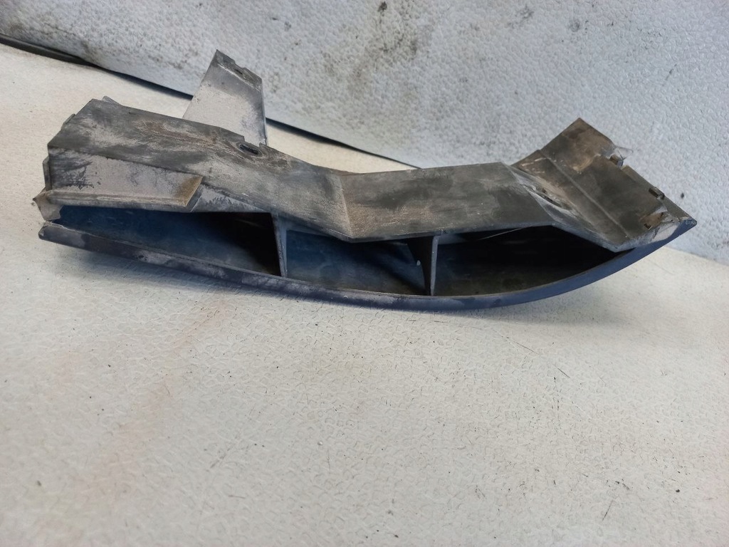 фото №4, Молдинг pod фара права задня audi a3 8l lift lzlz5k