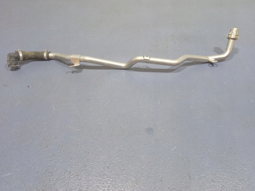 фото №1, Mercedes glc x253 трубка wąż шланг wody dbl62516