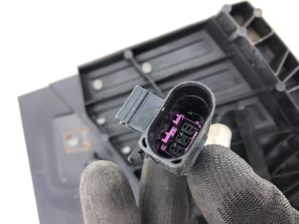 фото №7, Audi q3 8u защита бампера плита pod бампер 8u0971085b 8u0807233c