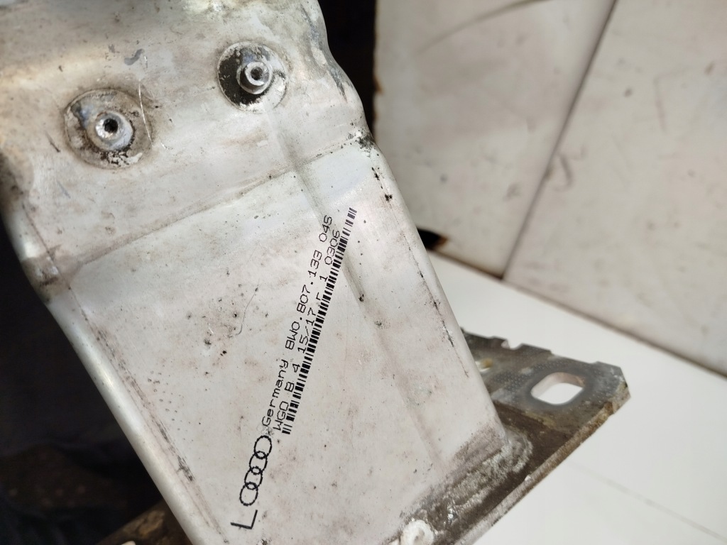 Купить Балка передняя + кронштейны  + абсорбер audi a4 b9 комплект ! оригинал !