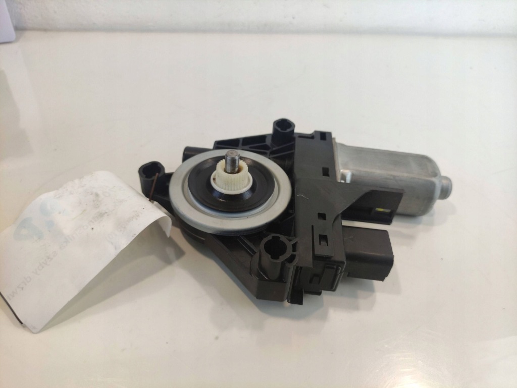 Dodge durango 11- моторчик стекло правый перед 931400104 с Разборки