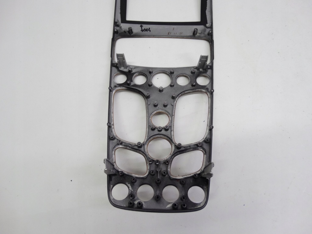 фото №8, Aston martin vanquish ii 12-18 dekor drewno туннель среднего cd33-045k20-a