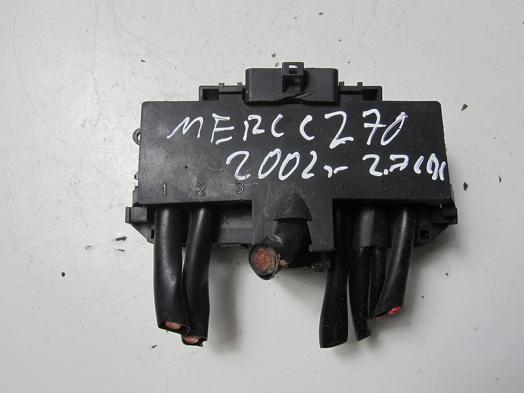 фото №1, Предохранитель главный mercedes w203 2.7cdi 02r