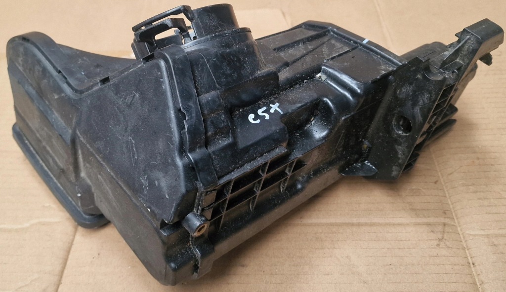 фото №1, Резонатор воздуха citroen c5 x 21- 9830363480