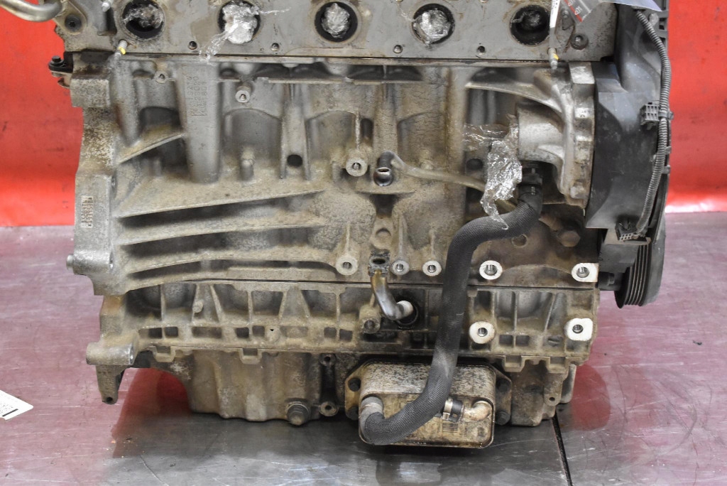 Двигатель стойку дизель d5204t6 volvo v40 2 2 2.0 d3 150 km 12-16 сжатие Доставка