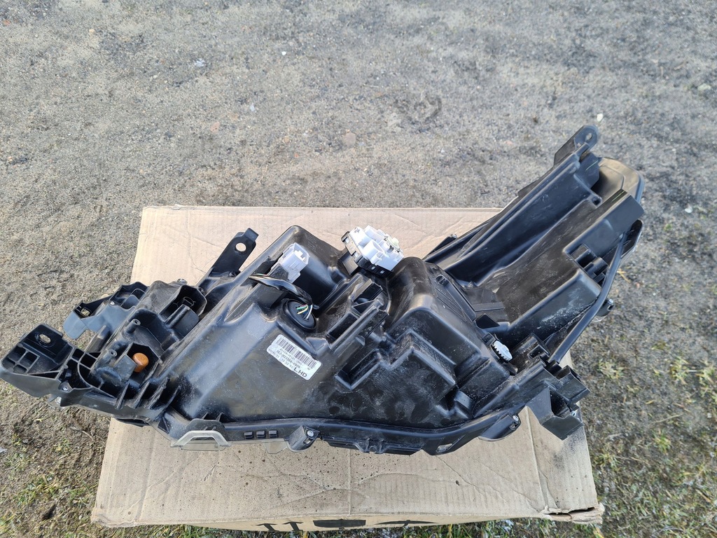 фото №8, Лампа toyota hilux viii 2020- full led права